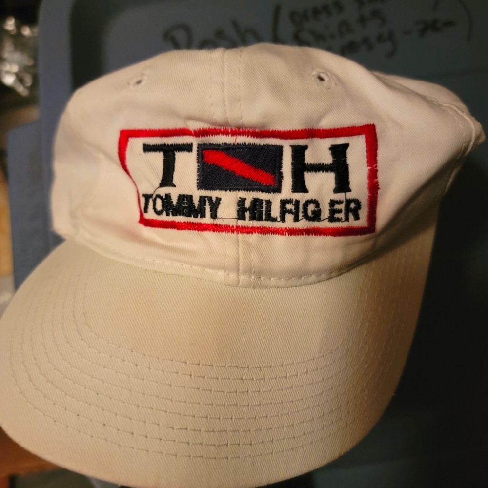 Vintage Tommy Hilfiger hat